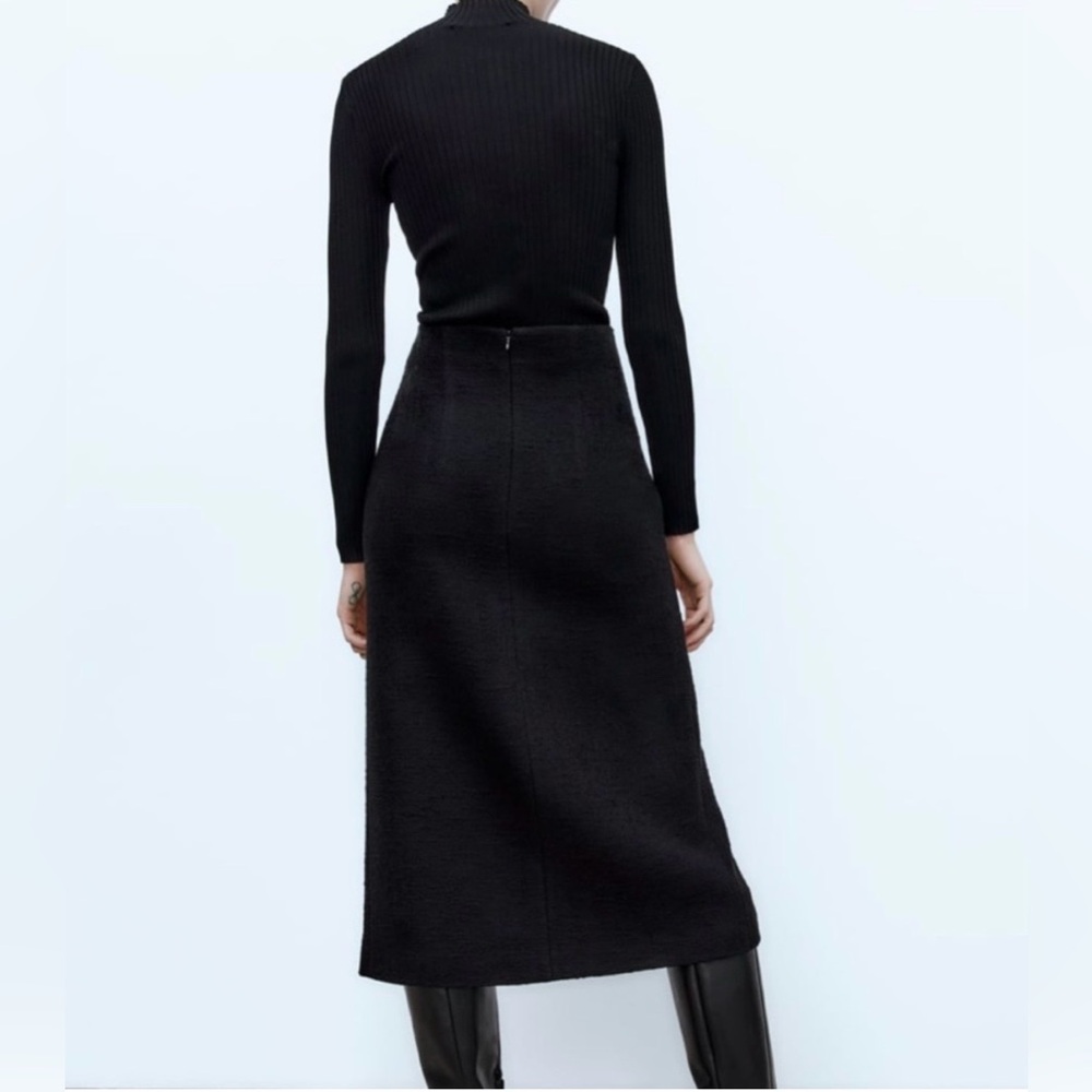 Zara black textured high-waisted midi pencil skirt with unique gold buttons. S - Picture 3 of 10